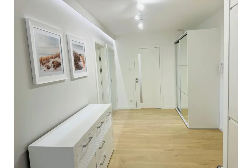 kołobrzeski, Kołobrzeg, NAJEM DŁUGOTERMINOWY APARTAMENT 3 POKOJE WYSPA SOLNA "PLATANY"