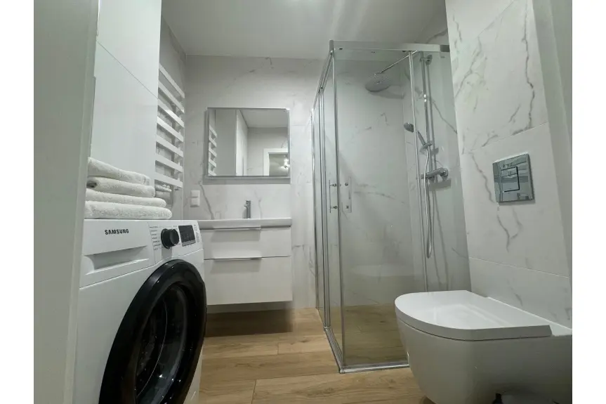 kołobrzeski, Kołobrzeg, NAJEM DŁUGOTERMINOWY APARTAMENT 3 POKOJE WYSPA SOLNA "PLATANY"