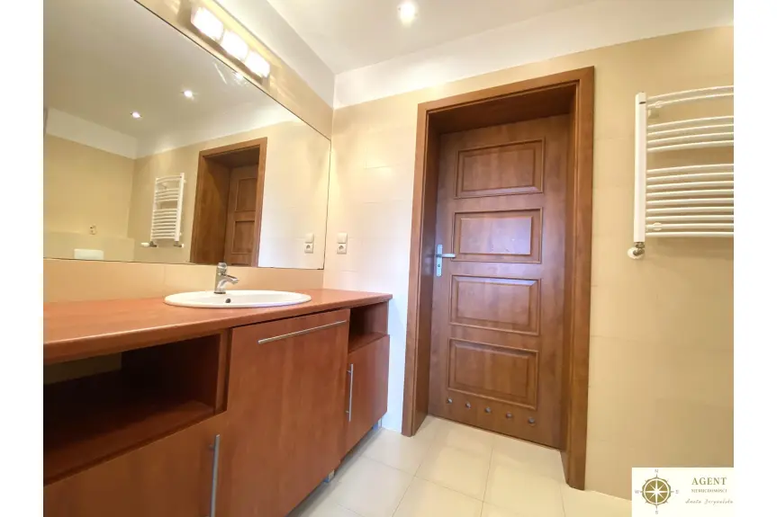 kołobrzeski, Kołobrzeg, MAZOWIECKA, Mieszkanie 4 pokojowe oś. Bajkowe w Kołobrzegu