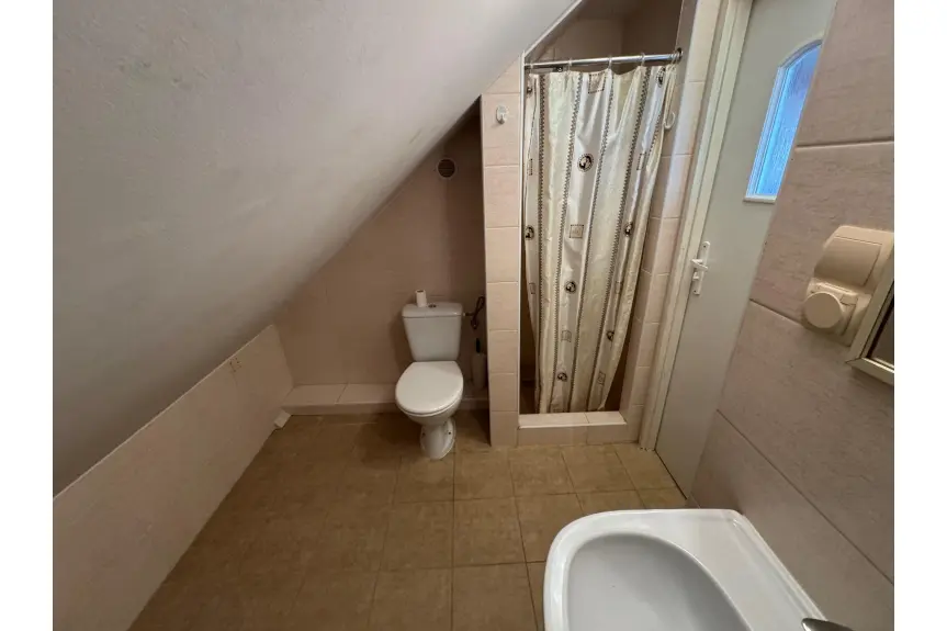 kołobrzeski, Kołobrzeg, Kasztelańska, DOM WOLNOSTOJĄCY W BUDZISTOWIE k/ KOŁOBRZEGU