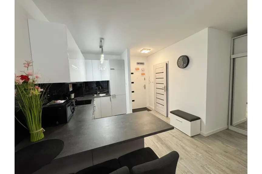 kołobrzeski, Kołobrzeg, Bałtycka, 2 POKOJE NAJEM DŁUGOTERMINOWY BAŁTYCKA