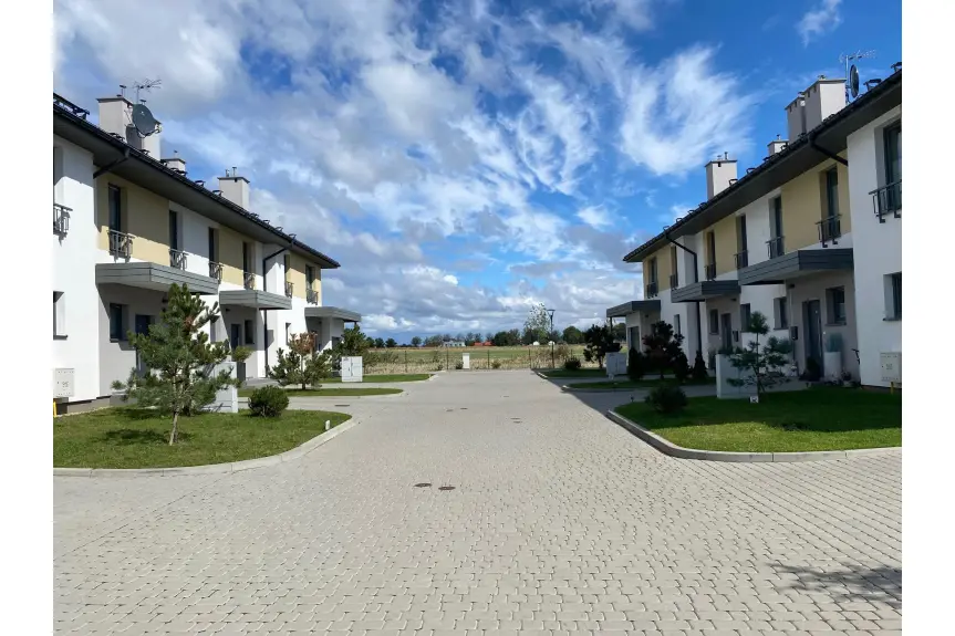 kołobrzeski, Ustronie Morskie, DOM  NA REZYDENCJA USTRONIE MORSKIE