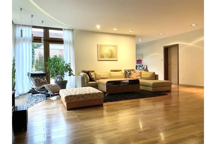 kołobrzeski, Kołobrzeg, LUKSUSOWA POSIADŁOŚĆ 5 km od Kołobrzegu